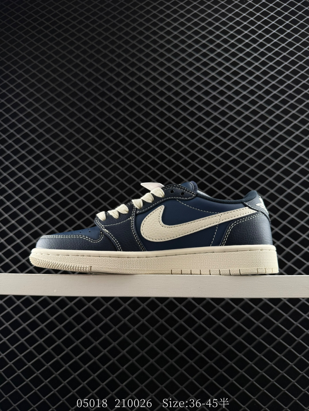 Travis Scott x Air Jordan 1 ” Reverse Mocha “